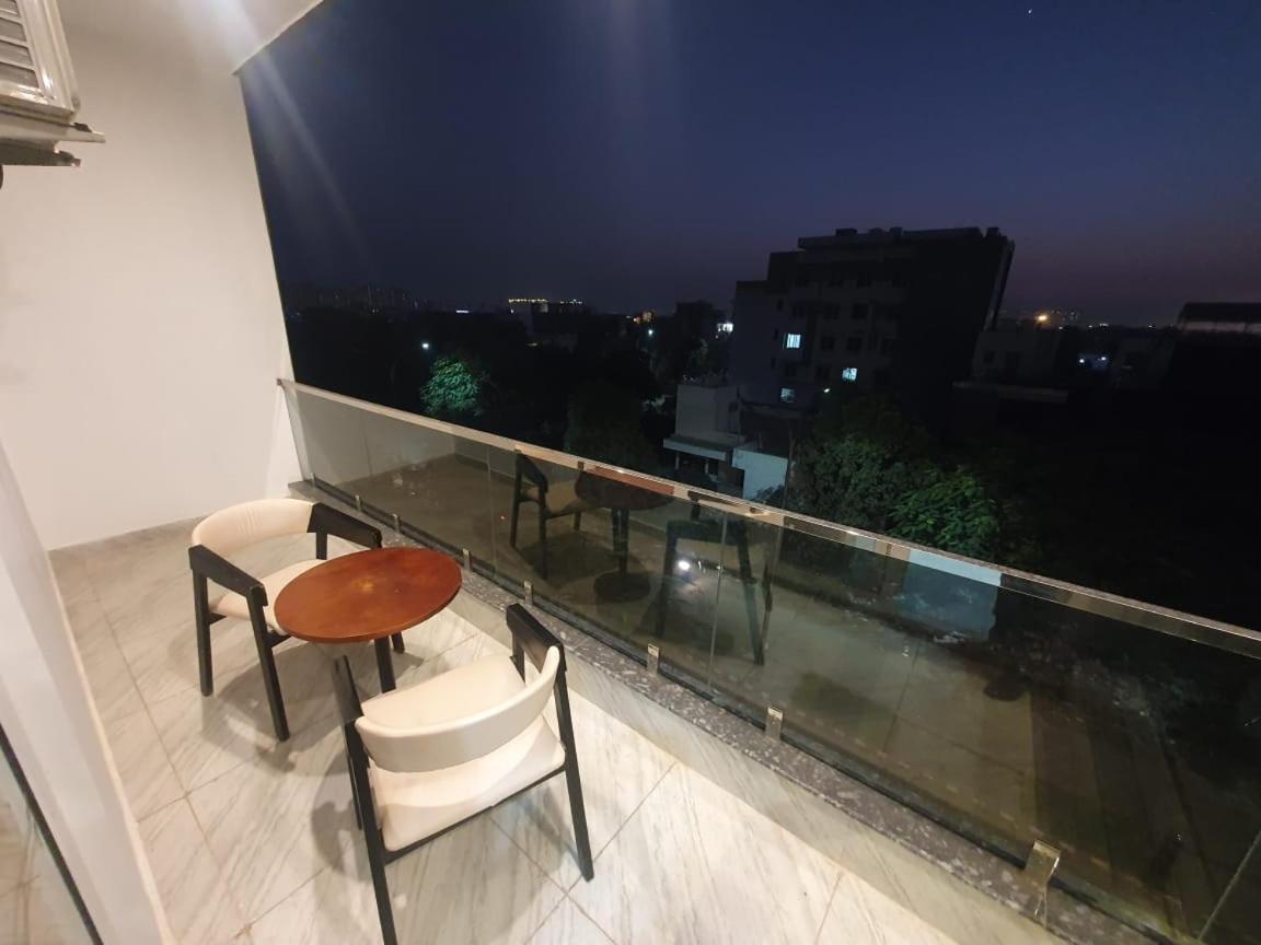 Kds Residency Hotel Greater Noida Exterior photo