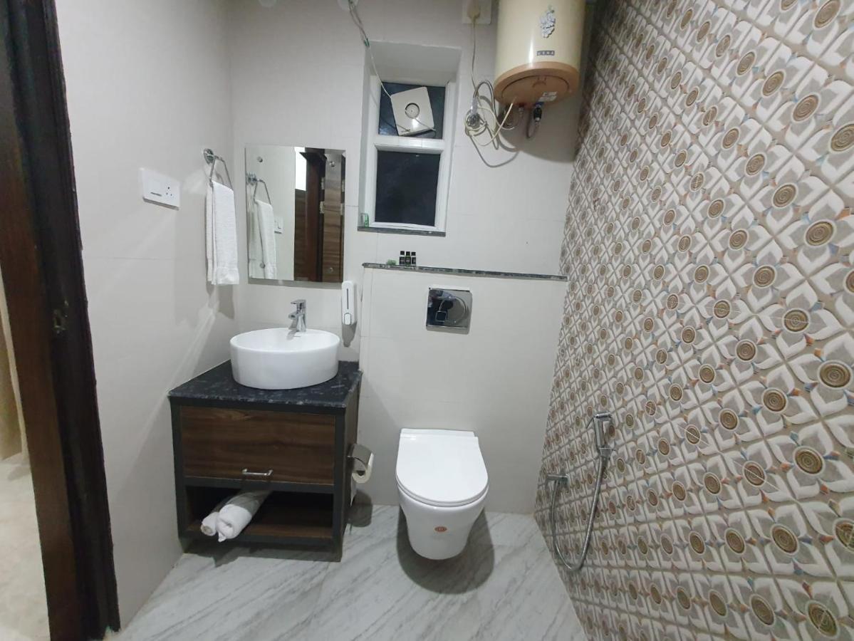 Kds Residency Hotel Greater Noida Exterior photo