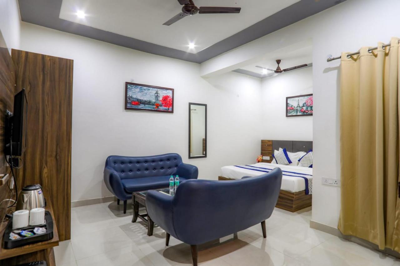 Kds Residency Hotel Greater Noida Exterior photo